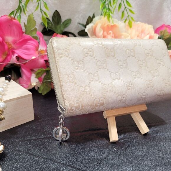 Gucci Beige Guccissima Leather Long Wallet Authentic - Picture 7 of 16